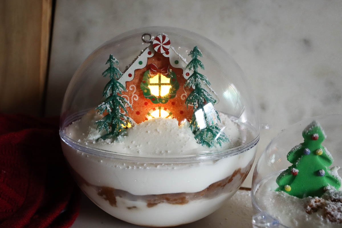 Snow globe dessert