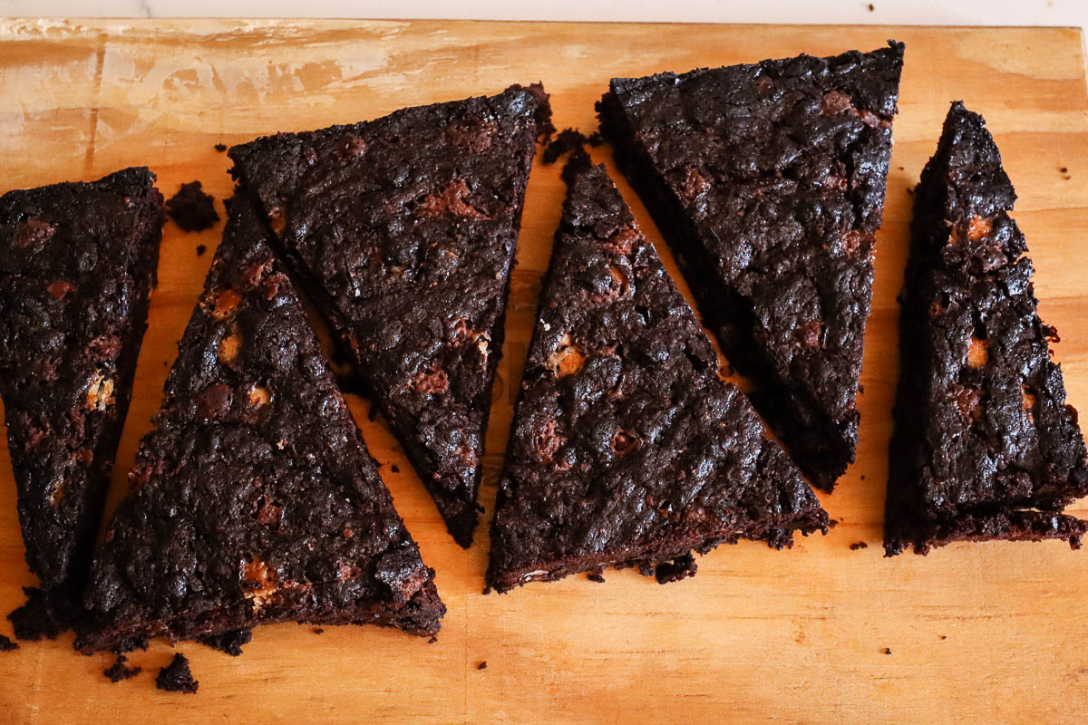 Brownies cut into triangles